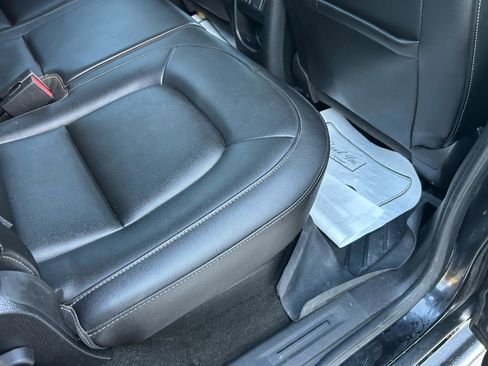 Used 2018 Chevrolet Colorado ZR2 image 11