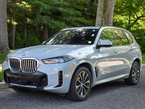 Used 2026 BMW X5 xDrive40i AWD/4WD image 2
