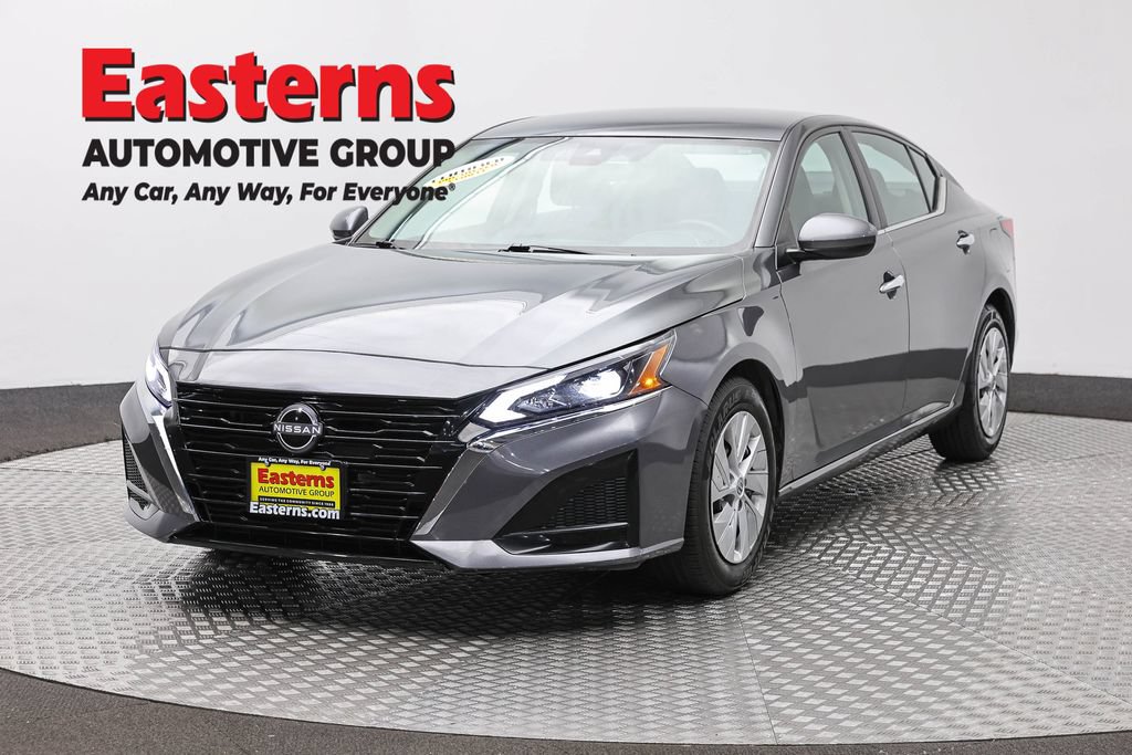Used 2023 Nissan Altima 2.5 S FWD image 1