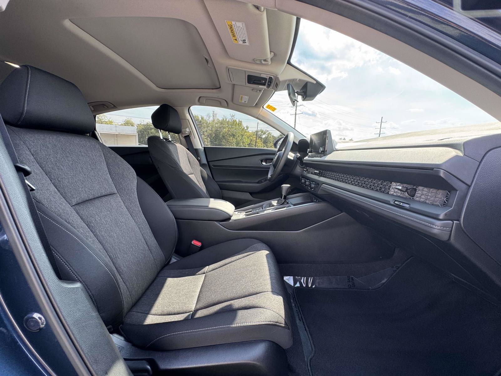 Used 2024 Honda Accord EX image 19