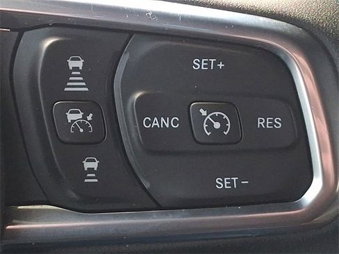 Used 2024 Jeep Wrangler High Altitude image 22