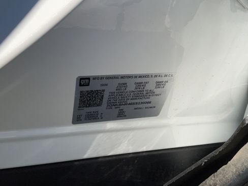 Certified 2025 Chevrolet Blazer LT AWD/4WD image 25