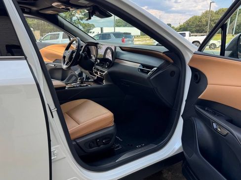 Used 2025 Lexus RX 350 Premium FWD image 39