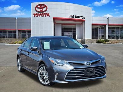 Used 2016 Toyota Avalon Limited w/ Toyota Safety Sense Package