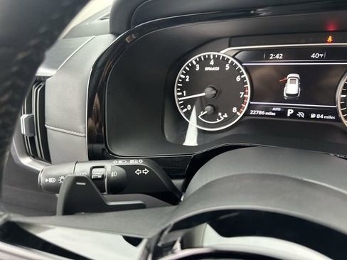 Certified 2023 Nissan Pathfinder SL image 24