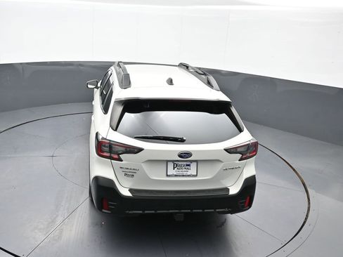 Used 2022 Subaru Outback Premium image 38
