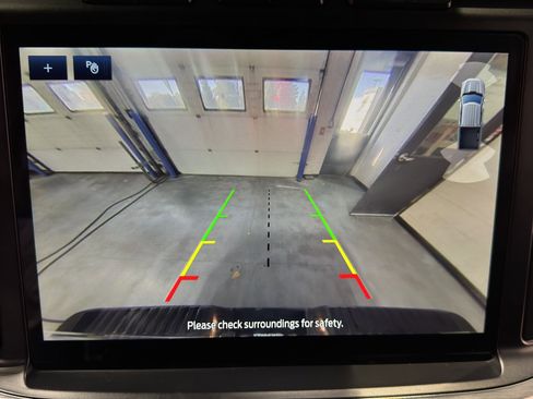 Used 2023 Ford F150 Lariat w/ Equipment Group 502A High image 29