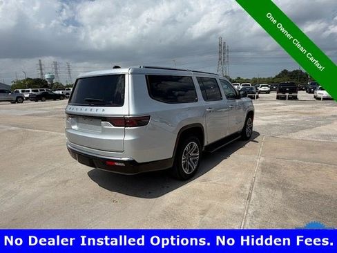 Used 2025 Jeep Wagoneer L Series II w/ 8-pass Seating Package AWD/4WD image 5