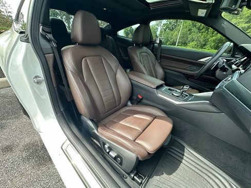 Used 2022 BMW 430i Coupe w/ M Sport Package RWD image 25