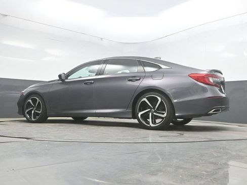 Used 2018 Honda Accord Sport image 40