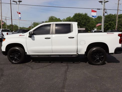 Used 2022 Chevrolet Silverado 1500 Custom Trail Boss w/ LPO, Dark Essentials Package AWD/4WD image 23