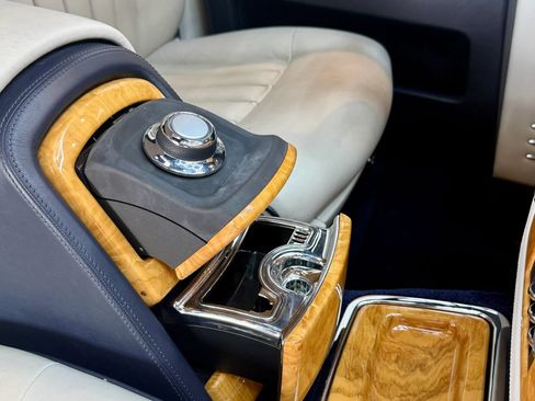 Used 2009 Rolls-Royce Phantom Sedan RWD image 24