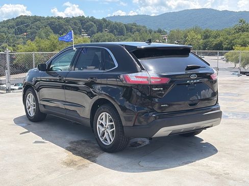 Certified 2024 Ford Edge SEL AWD/4WD image 4