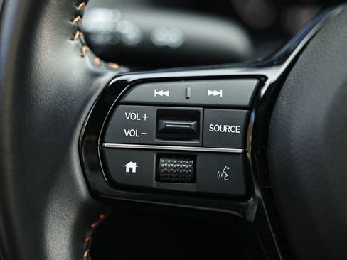 Certified 2025 Honda HR-V Sport image 32
