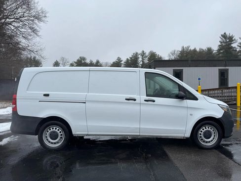 Used 2022 Mercedes-Benz Metris Long w/135  WB Van 3D image 5