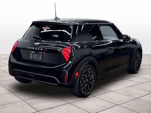 Used 2025 MINI Cooper S FWD image 15
