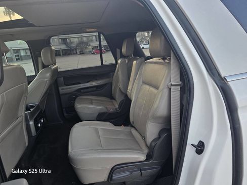 Used 2020 Ford Expedition Max XLT w/ Equipment Group 202A image 13
