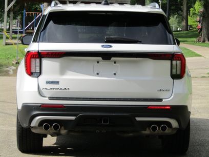 Certified 2025 Ford Explorer Platinum w/ Ultimate Package