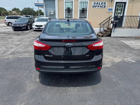 Used 2012 Ford Focus SEL FWD image 6