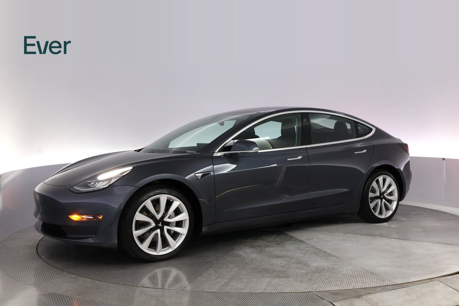 Used 2018 Tesla Model 3 Long Range RWD image 18