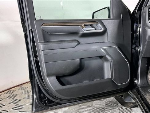 Used 2022 Chevrolet Silverado 1500 LT AWD/4WD image 24