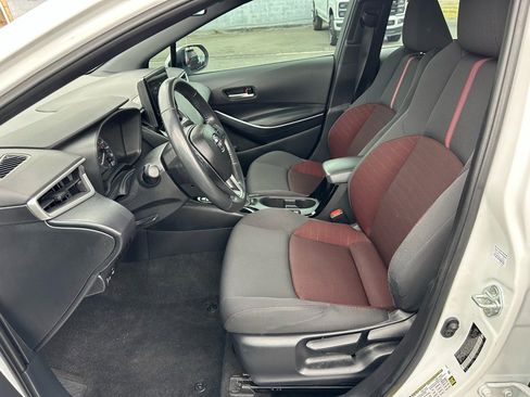 Used 2024 Toyota Corolla SE image 11