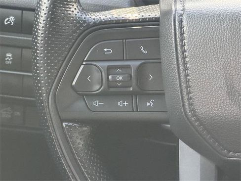 Certified 2025 Toyota Tacoma SR5 image 12