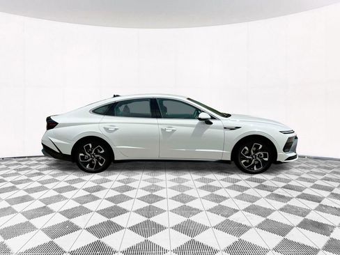 Certified 2025 Hyundai Sonata SEL image 11