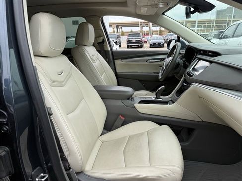 Used 2019 Cadillac XT5 Premium Luxury image 29