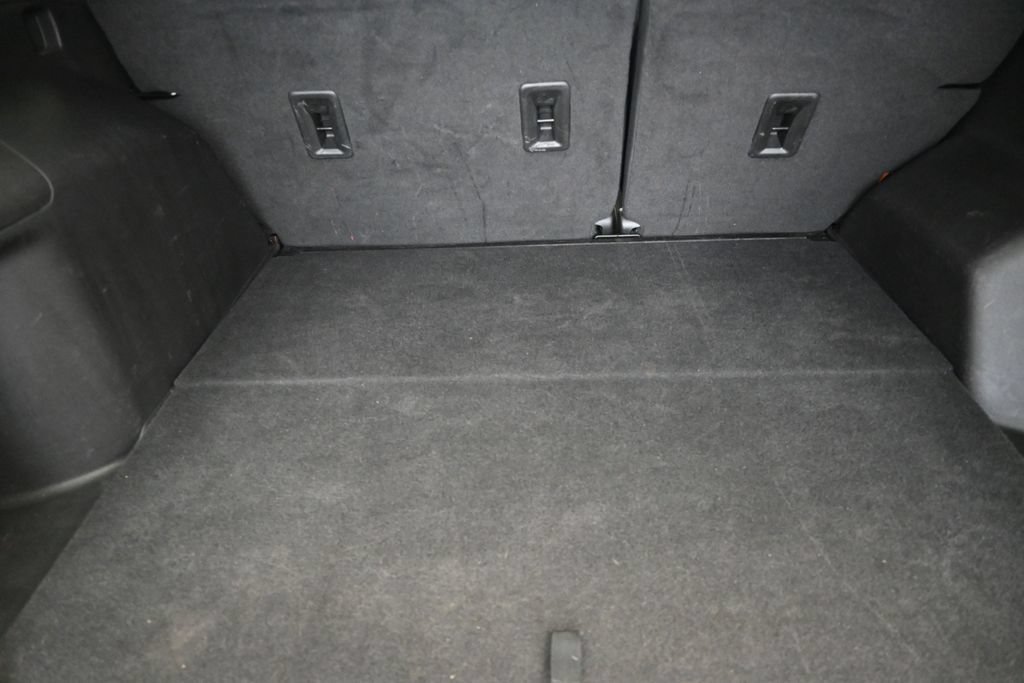 Used 2023 Chevrolet Equinox Premier FWD image 20