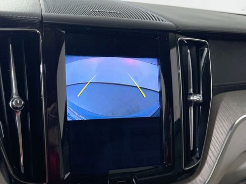 Used 2021 Volvo XC60 T5 Inscription image 14