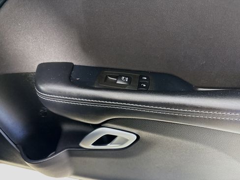 Used 2022 Dodge Challenger GT image 29