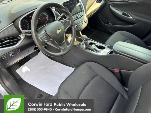 Used 2024 Chevrolet Malibu LT FWD image 12