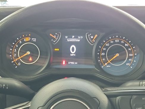 Used 2025 Jeep Wrangler Unlimited Sport AWD/4WD image 6