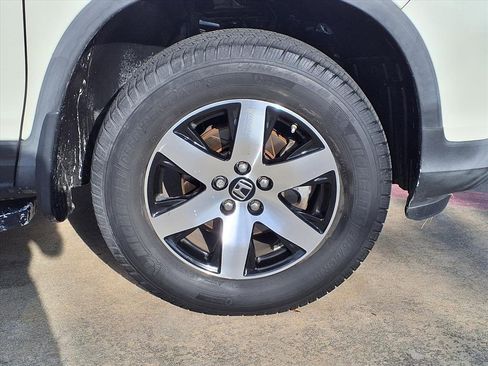 Used 2018 Honda Ridgeline RTL-E image 27