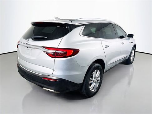 Used 2021 Buick Enclave Essence w/ Sound and Sites Package image 7