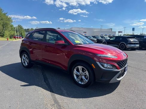Used 2023 Hyundai Kona SEL w/ Cargo Package AWD/4WD image 9