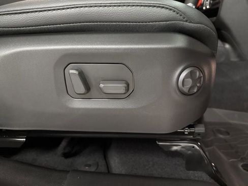 New 2026 Jeep Wrangler Unlimited Sahara AWD/4WD image 53
