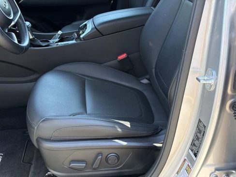 Used 2024 Hyundai Tucson SEL w/ Convenience Package FWD image 17