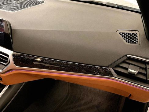 Used 2022 BMW 330i xDrive Sedan w/ Driving Assistance Package image 15