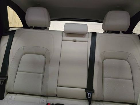 Used 2023 Jaguar F-PACE S image 32