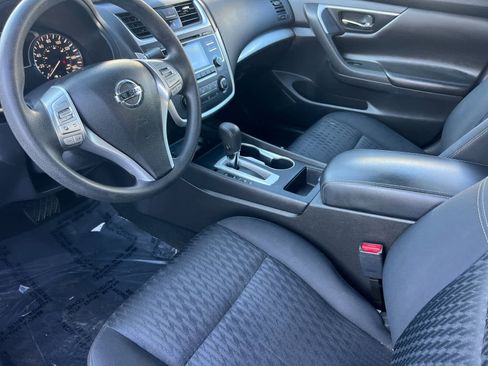 Used 2018 Nissan Altima 2.5 S w/ S Convenience Package image 11