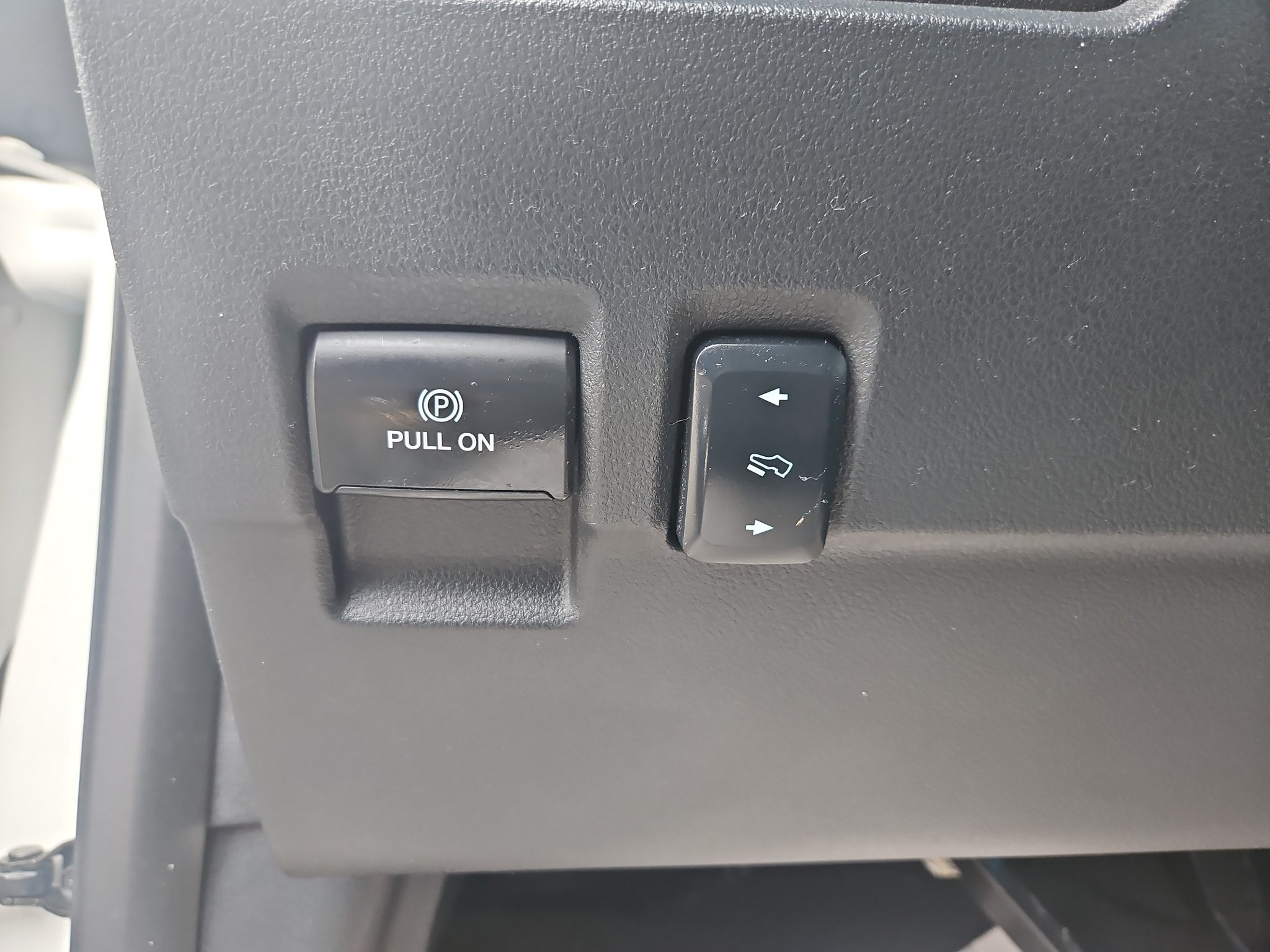 Used 2024 Ford F250 Lariat w/ Lariat Ultimate Package AWD/4WD image 16