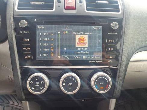 Used 2016 Subaru Forester 2.5i Premium w/ All-Weather Package AWD/4WD image 20