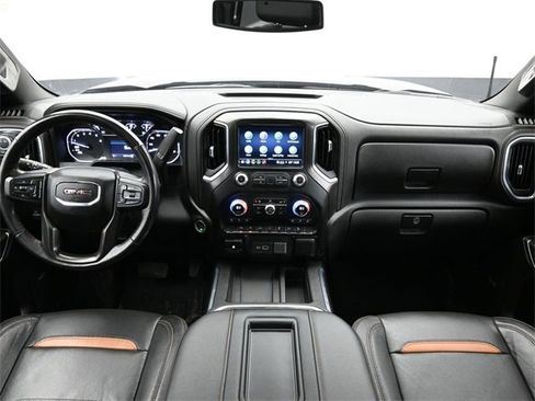 Certified 2021 GMC Sierra 1500 AT4 w/ AT4 Premium Package image 12