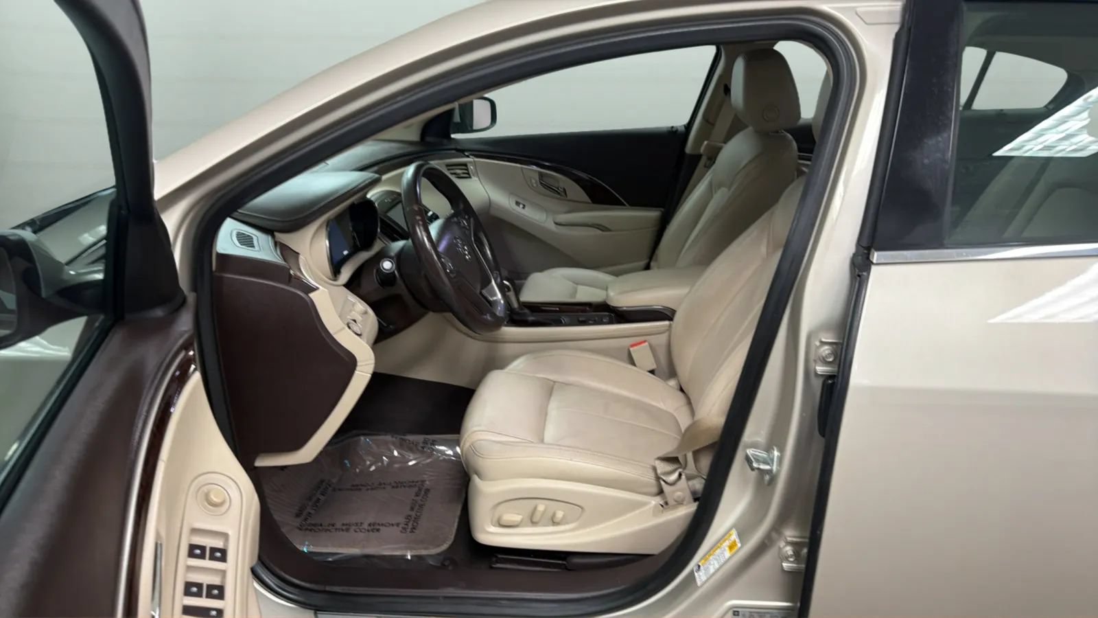 Used 2015 Buick LaCrosse Leather w/ Experience Buick Package FWD image 21