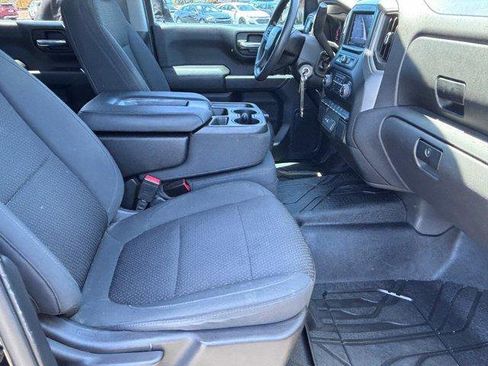 Used 2022 Chevrolet Silverado 1500 Custom RWD image 10