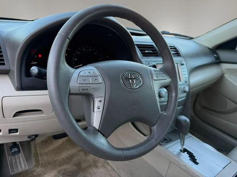 Used 2009 Toyota Camry Hybrid FWD image 11
