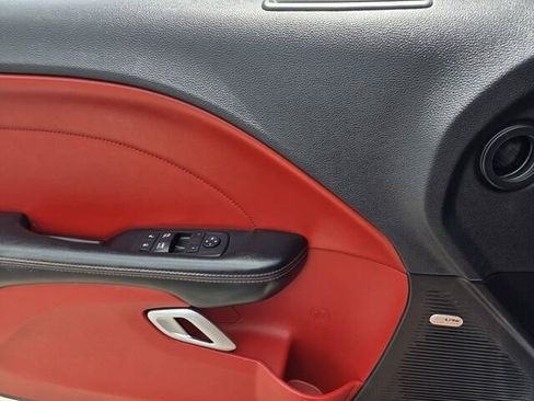 Used 2016 Dodge Challenger R/T Scat Pack RWD image 14