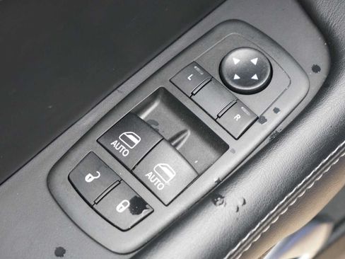 Used 2020 Dodge Challenger R/T Scat Pack RWD image 19